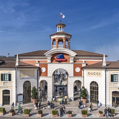 serravalle outlet brands gucci|serravalle outlet milan.